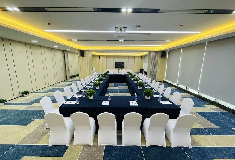 فندق Holiday Inn Express Nanchang Riverside, An Ihg
