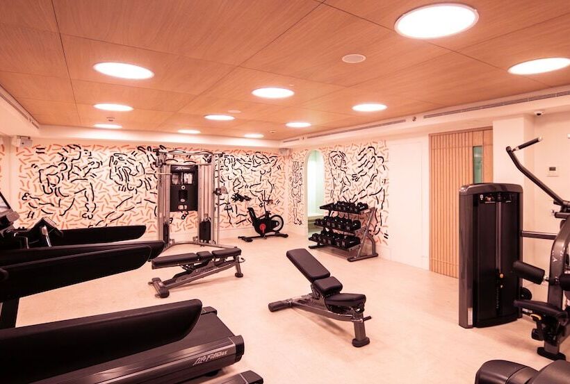 호텔 The Standard, Ibiza