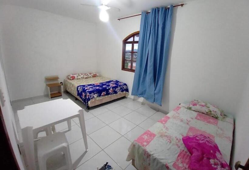 بنسيون Pousada Casa Nostra