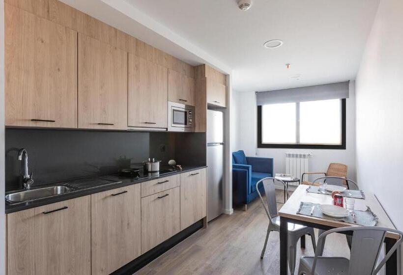 فندق صغير Micampus Santander Student Residence