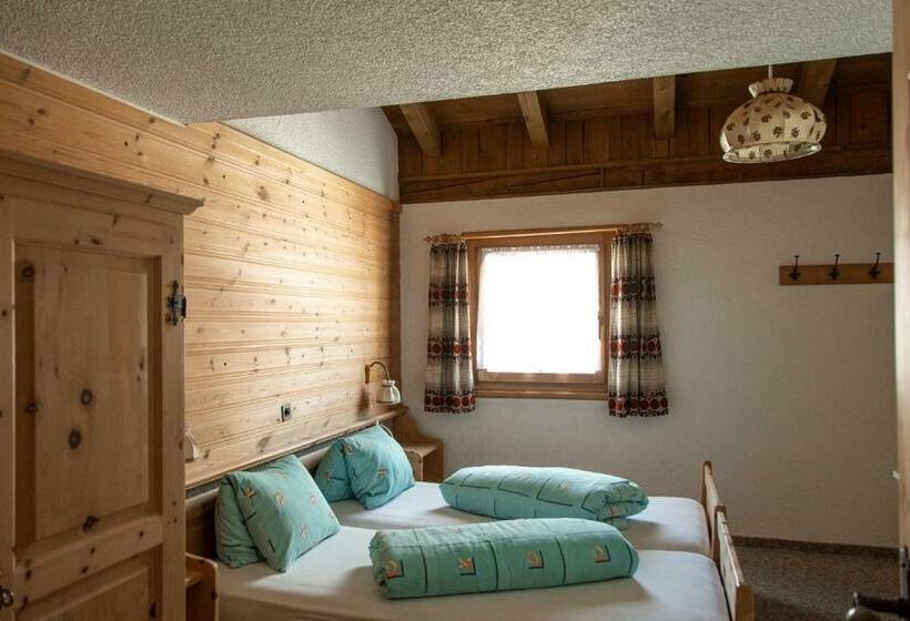 ベッドアンドブレックファースト Alpina Hotel Apartments