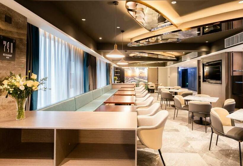 Atour Hotel Wuhan Guanggu Qingnianhui Jinronggang