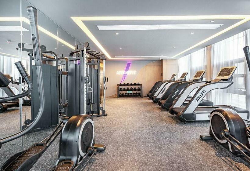 Atour Hotel Wuhan International Plaza Tongji Medical College Of Hust