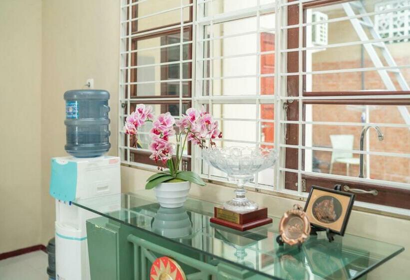 هتل Koolkost Syariah Near Jalan Ahmad Yani Banjarmasin