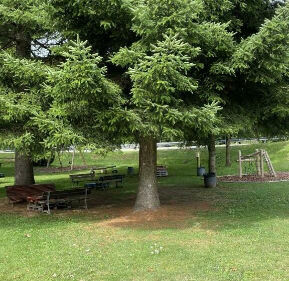 بنسيون Hostatgeria I Restaurant Coll De Condreu