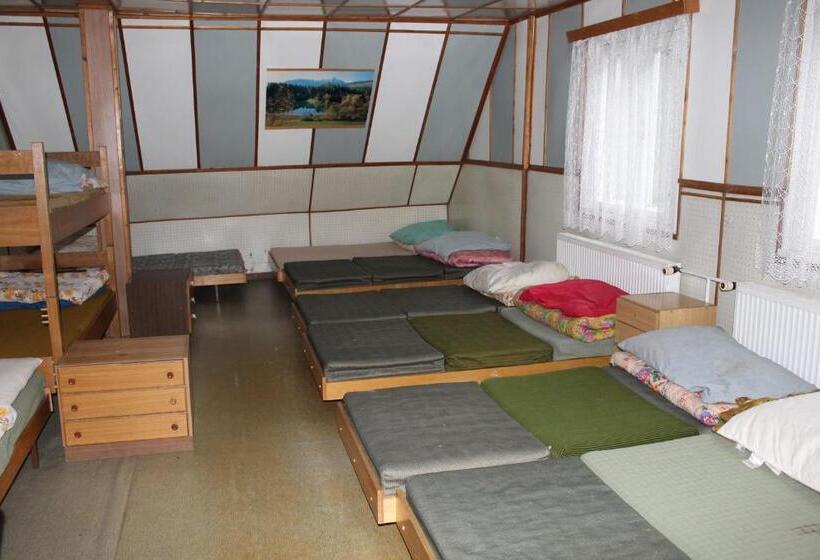 הוסטל Turistická Chata Prachov