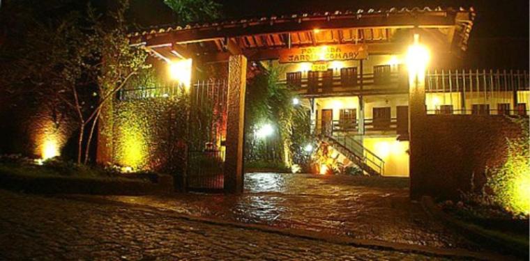 Общежитие Pousada Jardim Comary