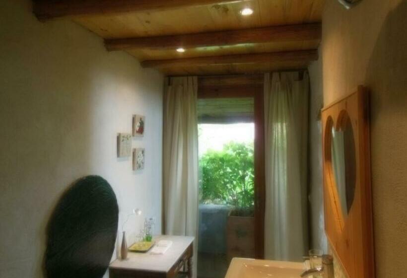 Bed and Breakfast Cocon Des Cévennes   Pierre De Lune