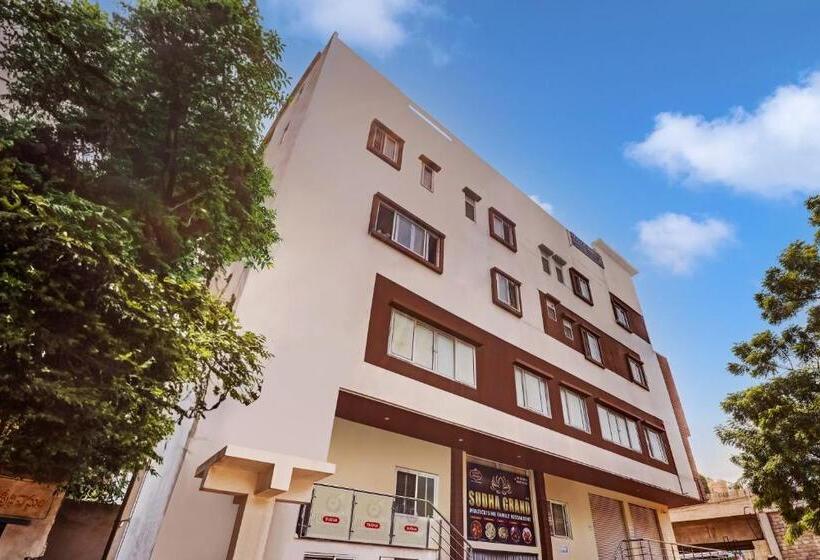 בית מלון כפרי Bhagirathi Residency