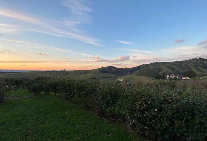 فندق Poggio Ai Legni