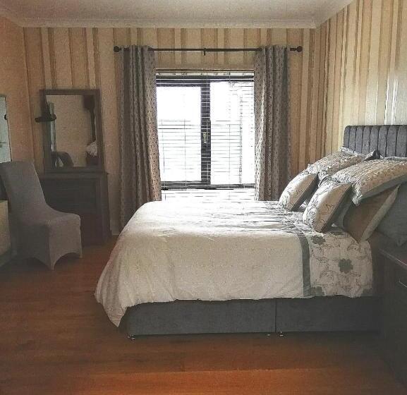 Hunters Lodge B&b