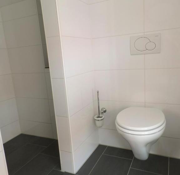 Bed and Breakfast Bij De Buren