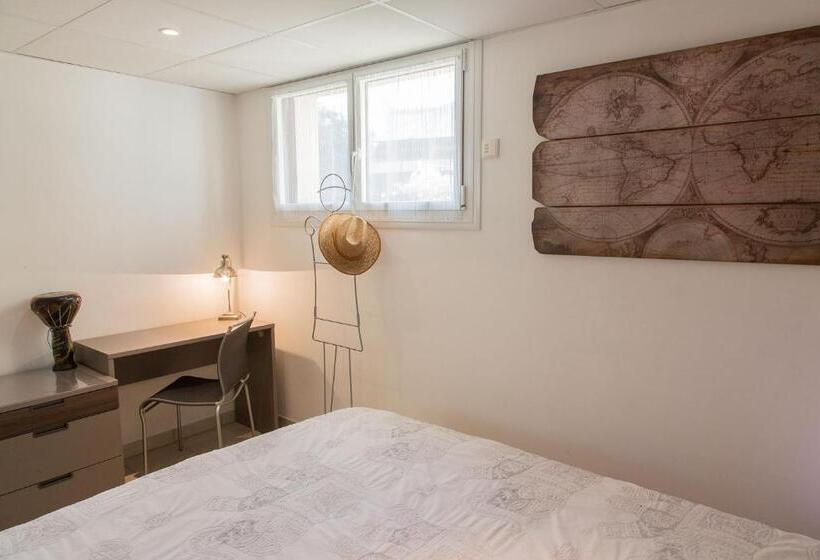 住宿加早餐  Chambres Au Jardin Fleuri