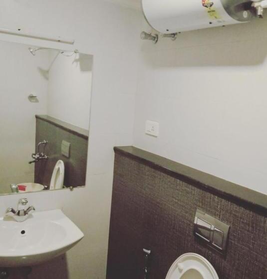 پانسیون Swiss Cottage