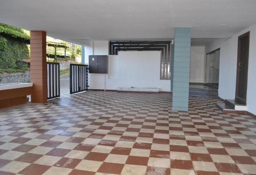 پانسیون Swiss Cottage