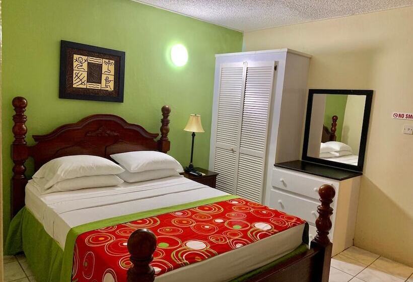 هاستل Seaview Inn