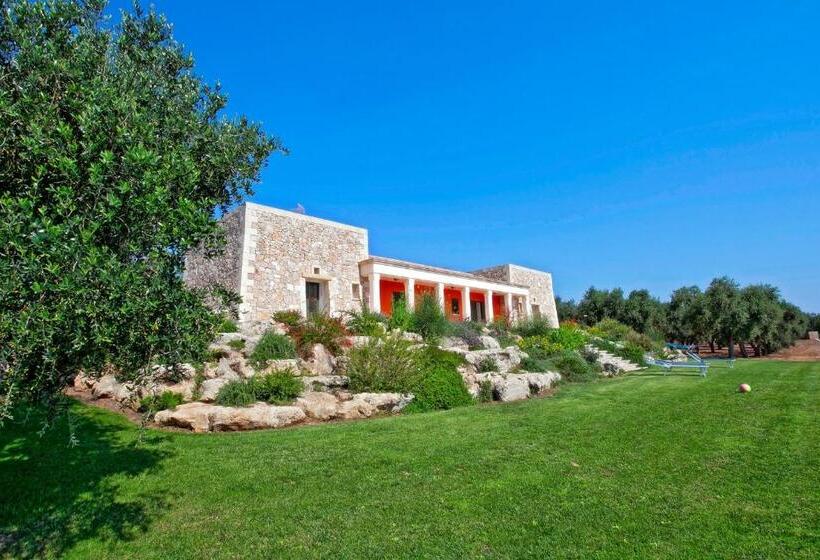Отель Agriturismo La Collina Degli Ulivi