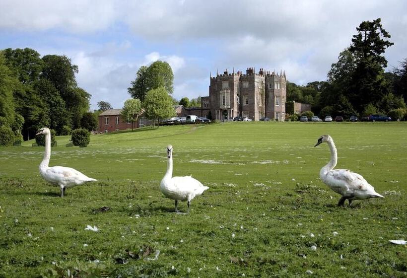 호텔 Donnington Grove Country Club