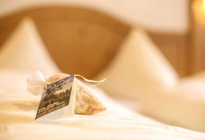 هتل Gasthof Liesele Sonne