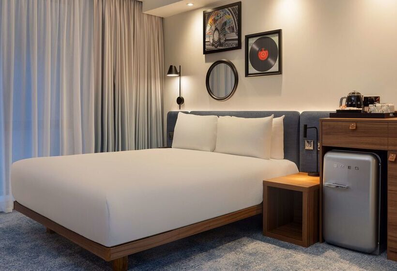 هتل Hampton By Hilton London Waterloo