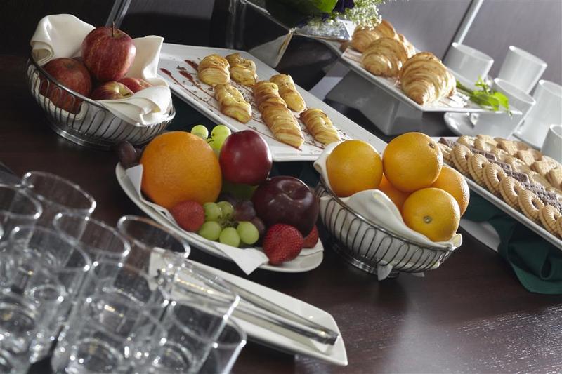 فندق Park Grand Heathrow
