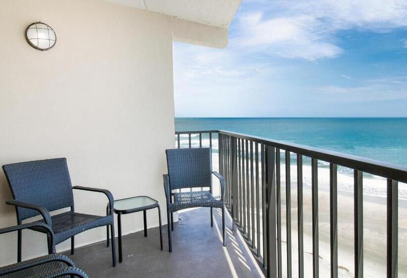 Отель Oceanfront Litchfield Inn