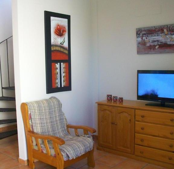 Apartamentos Par Tres   Oliva Nova