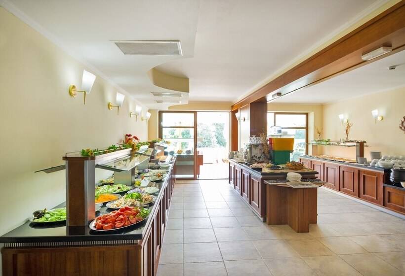 Perla Sun Beach Hotel   All Inclusive