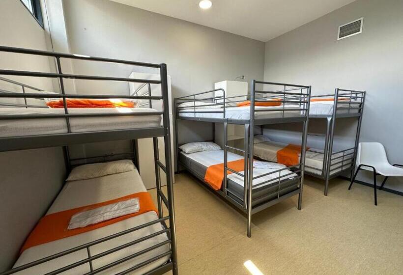 هاستل Vigo Beds & Rooms