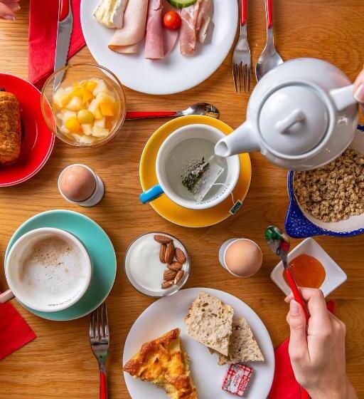 ホテル Hôtel Crayon Rouge