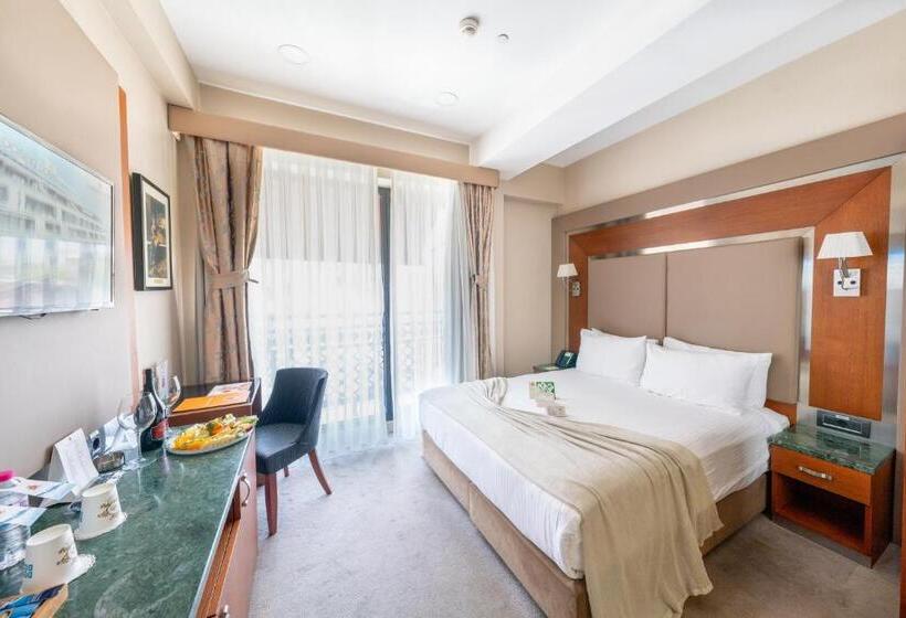 Dosso Dossi Hotels Old City