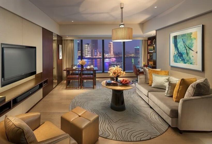 호텔 Mandarin Oriental Pudong, Shanghai