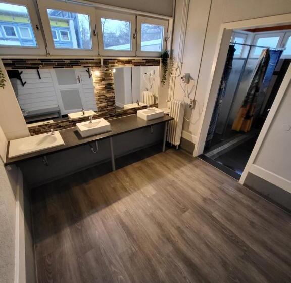 Курорт Easy Lodges Berlin