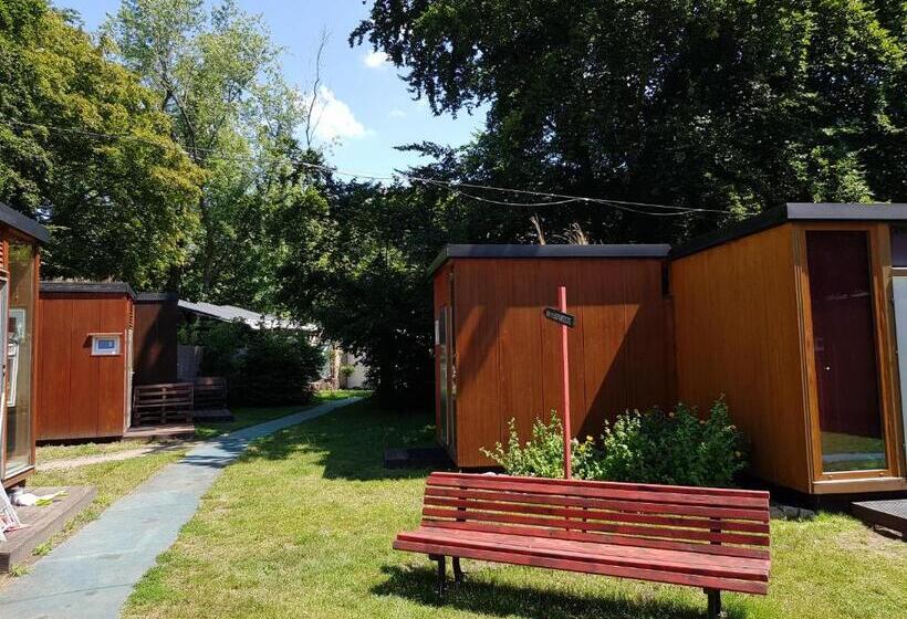 Курорт Easy Lodges Berlin