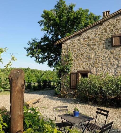 Отель Agriturismo Biologico Sant Egle