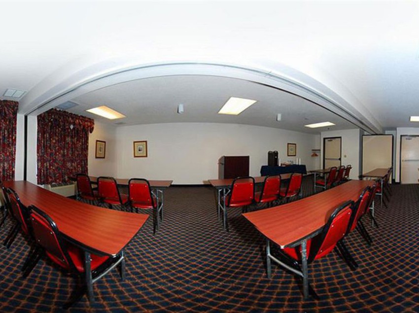 هتل Fairfield Inn & Suites By Marriott Cedar Rapids North