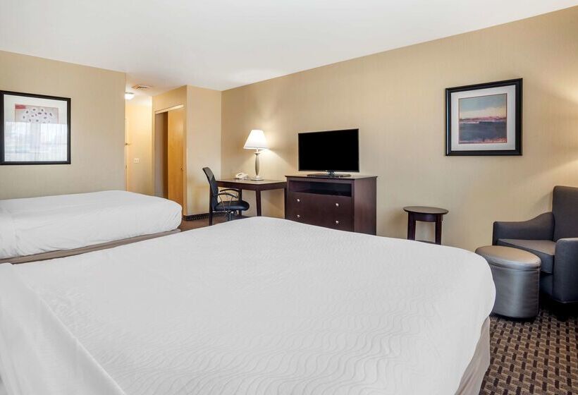 Отель Best Western Plus Philadelphia Airport South At Widener University
