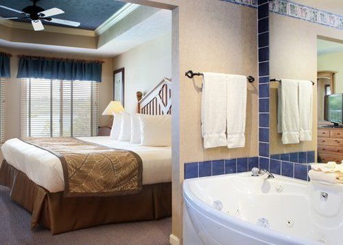 בית מלון כפרי Bluegreen Vacations Paradise Point