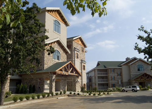 בית מלון כפרי Bluegreen Vacations Paradise Point