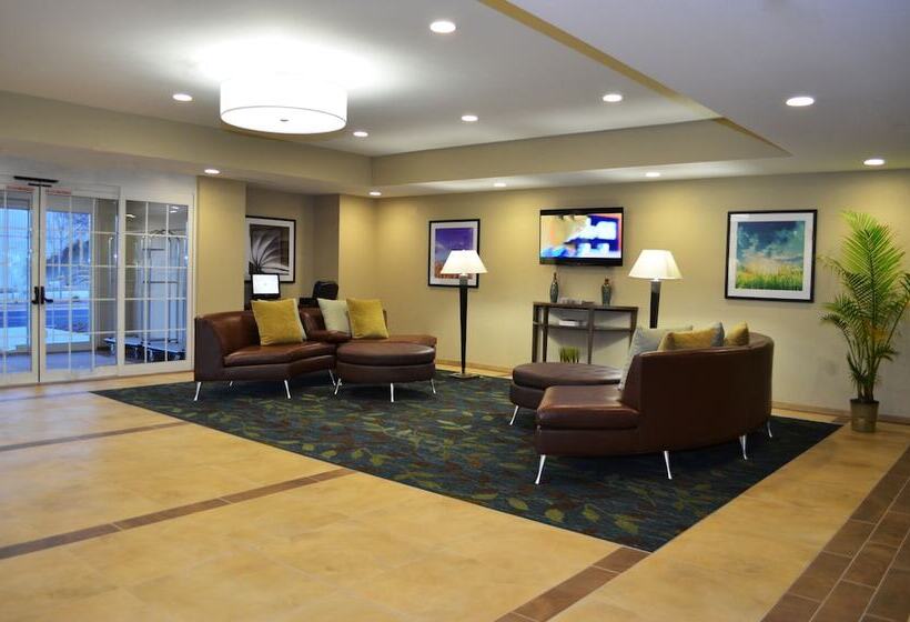 호텔 Candlewood Suites Greenville, An Ihg
