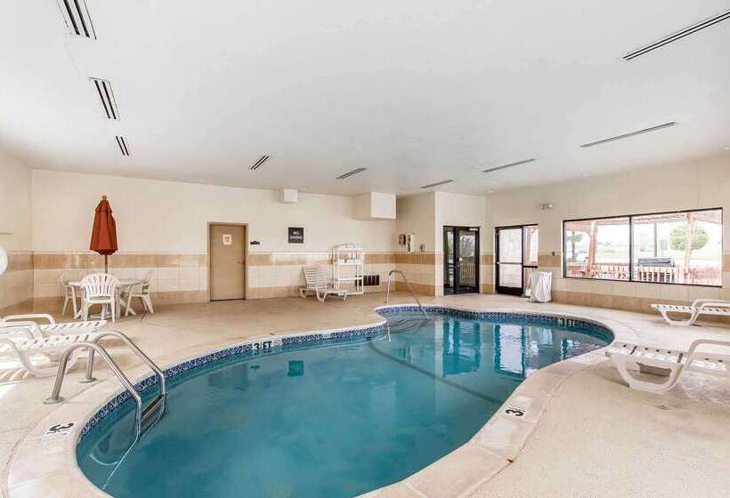 هتل Comfort Suites Lawton Near Fort Sill