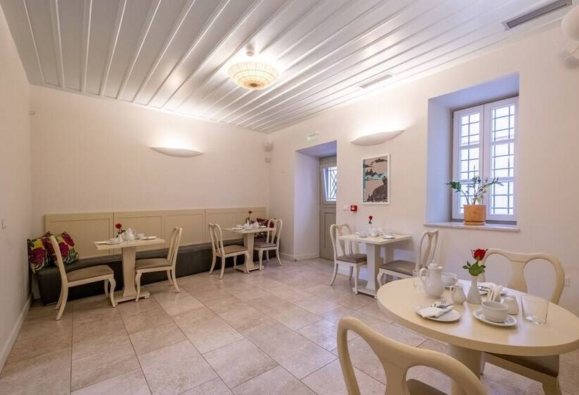 هتل Grand Sarai Nafplio