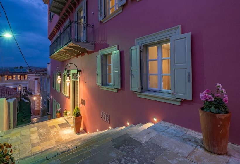 هتل Grand Sarai Nafplio