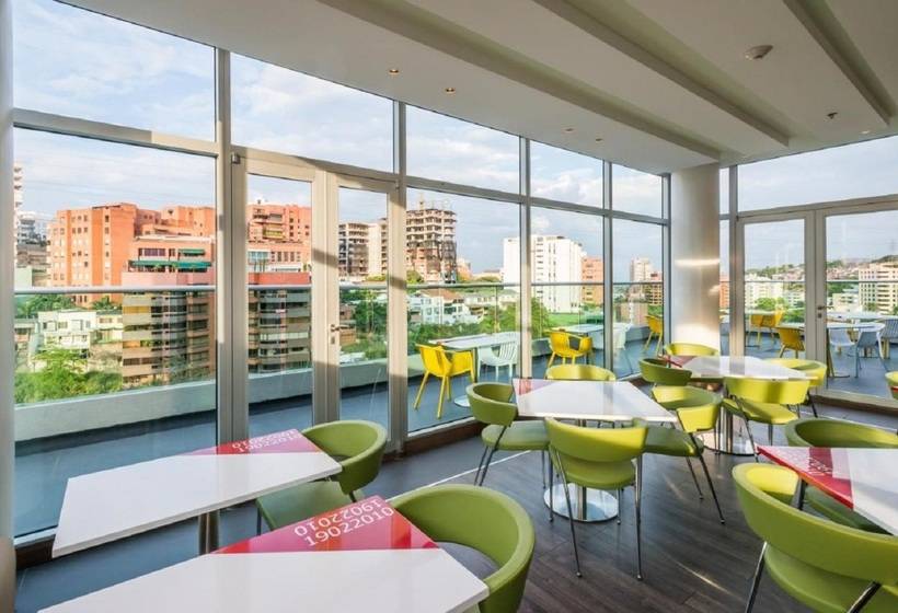 هتل Hampton By Hilton Cali, Colombia