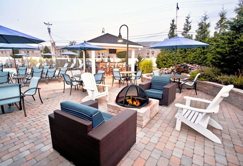 هتل Hampton Inn & Suites Cape Cod West Yarmouth