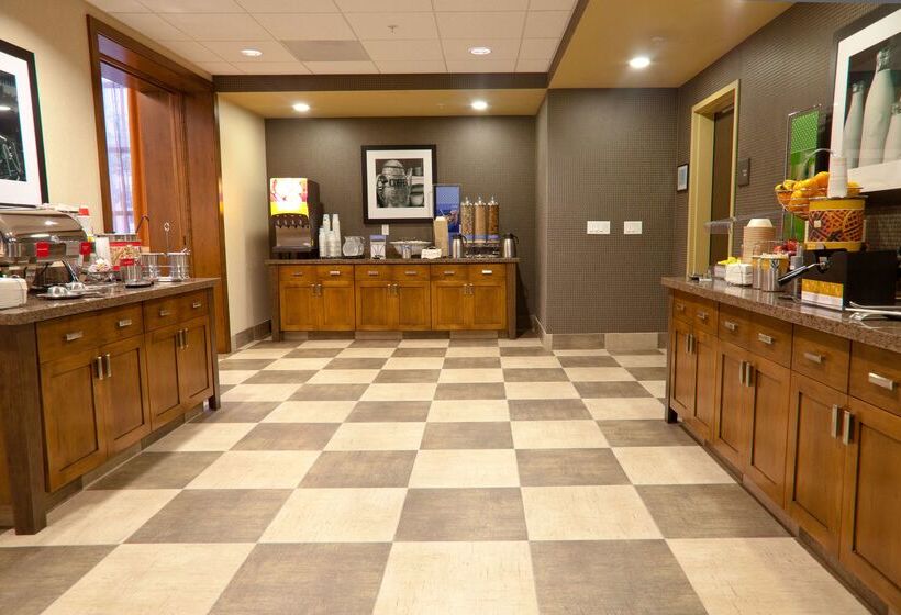 酒店 Hampton Inn & Suites Salinas