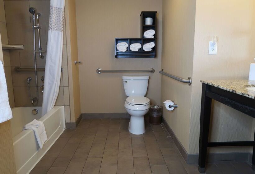 酒店 Hampton Inn & Suites Salinas