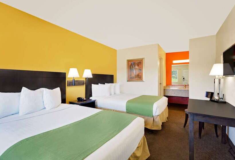 هتل Howard Johnson By Wyndham Las Vegas Near The Strip
