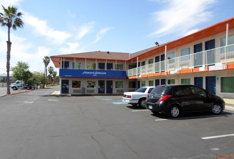 هتل Howard Johnson By Wyndham Las Vegas Near The Strip