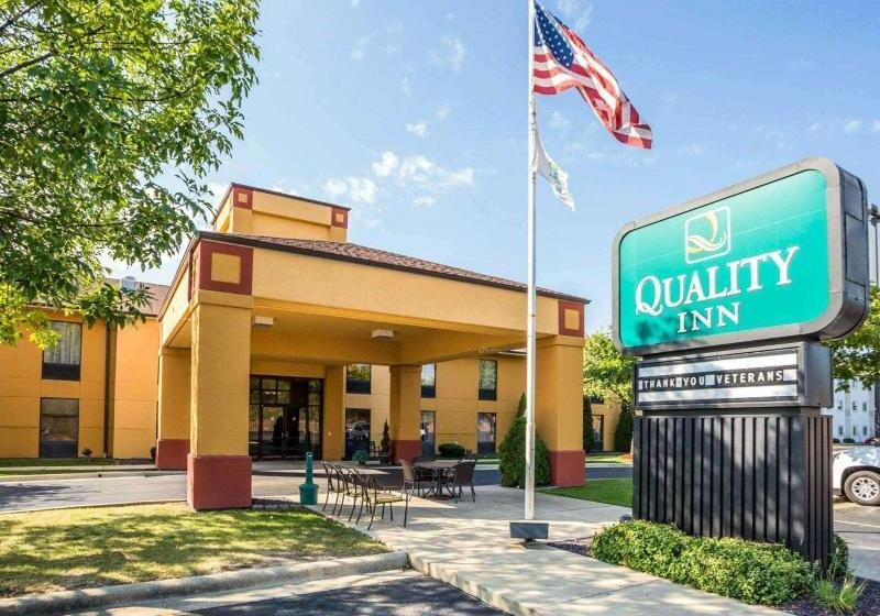 فندق Quality Inn St. Robert  Ft. Leonard Wood